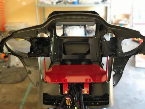 Amp Rack XEL 15-up Road Glide Custom